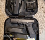 Glock 22 with 3 mags and holster